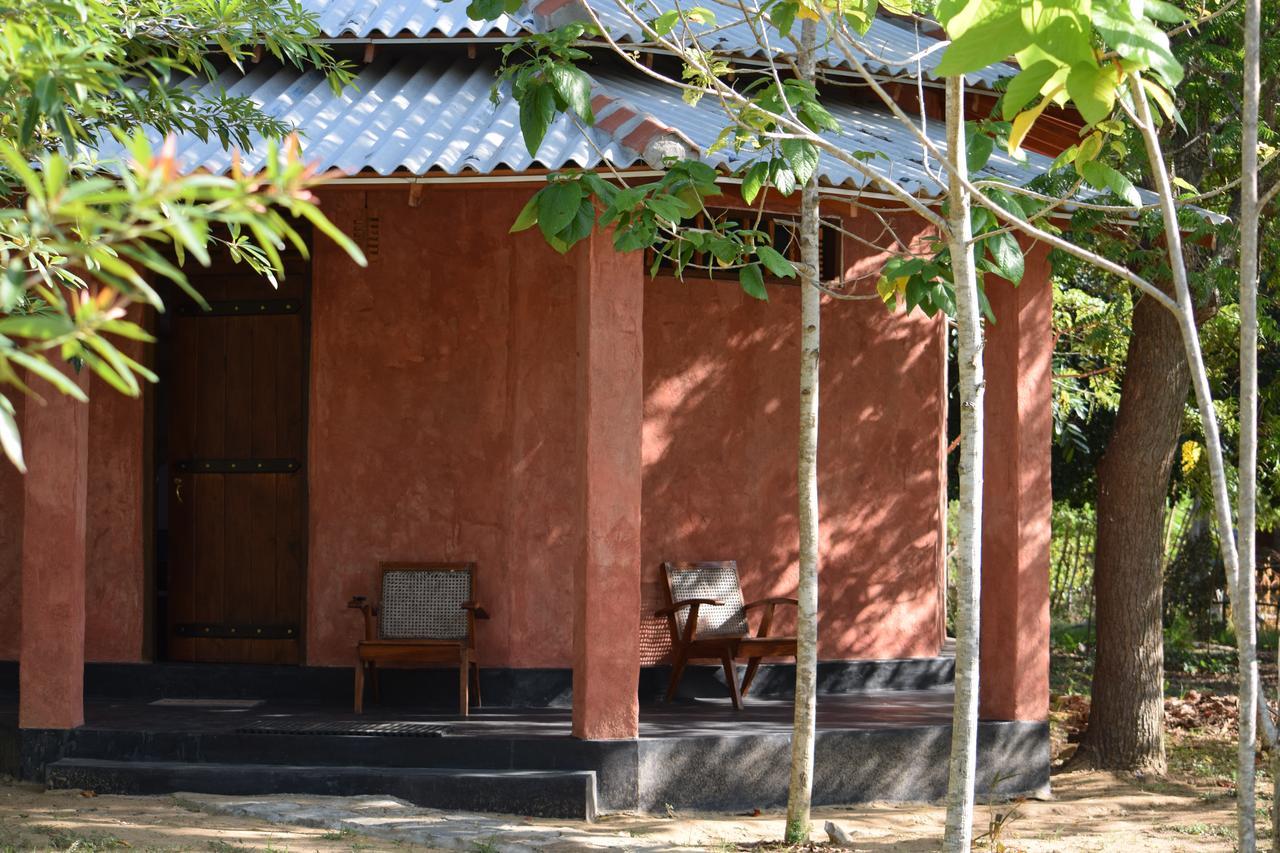 Lavish Eco Jungle Hotel Tissamaharama Exterior photo